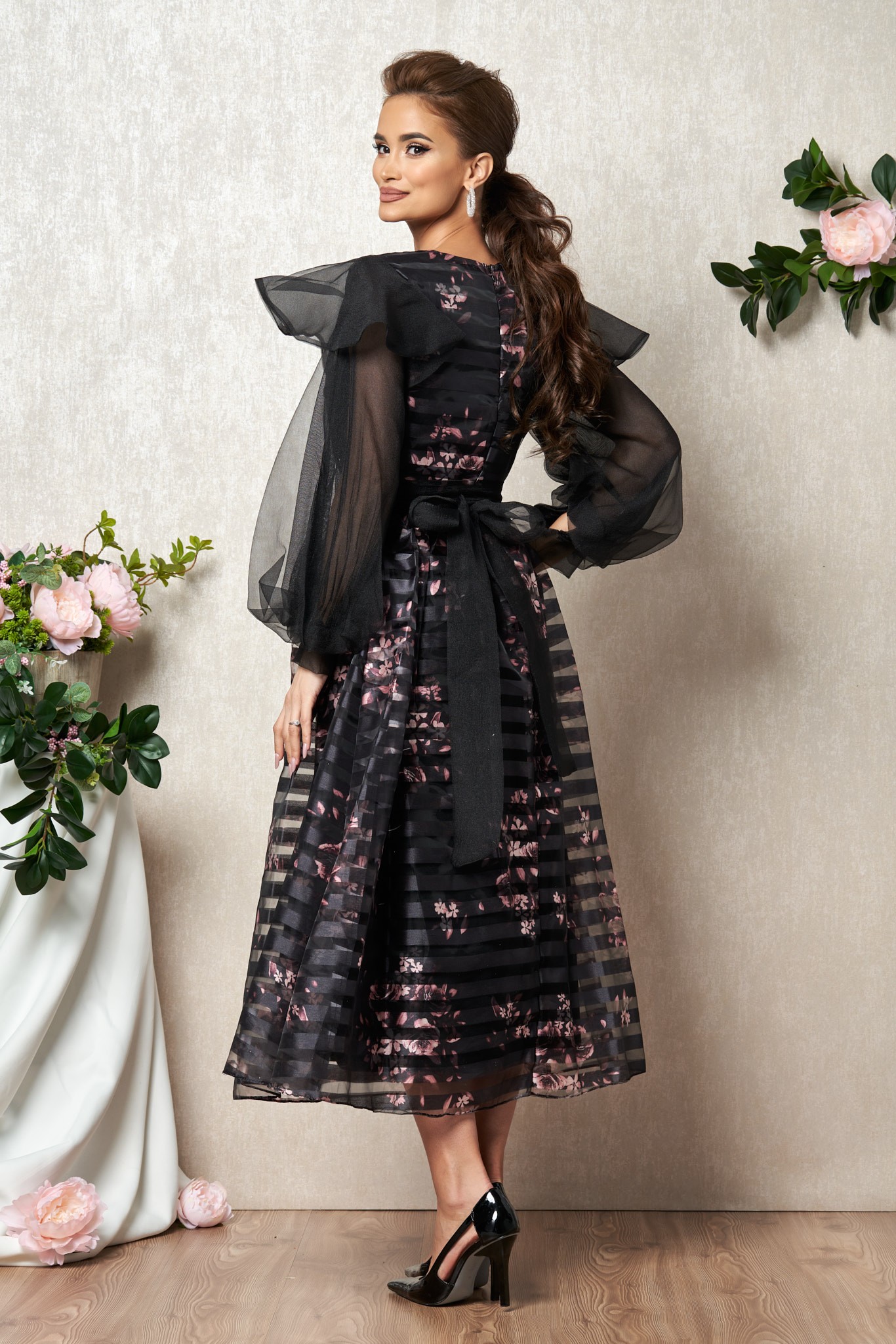 Μαύρο Αμπιγιέ Φόρεμα Με Ροζ Λουλούδια Tiffany T1981 2