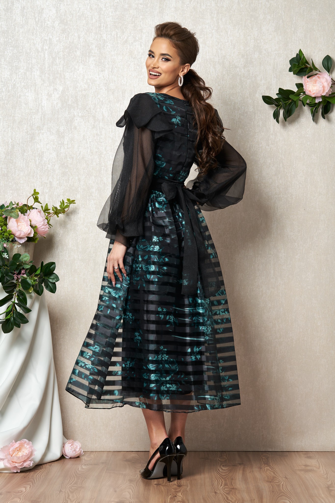 Μαύρο Αμπιγιέ Φόρεμα Με Πράσινα Λουλούδια Tiffany T1982 2