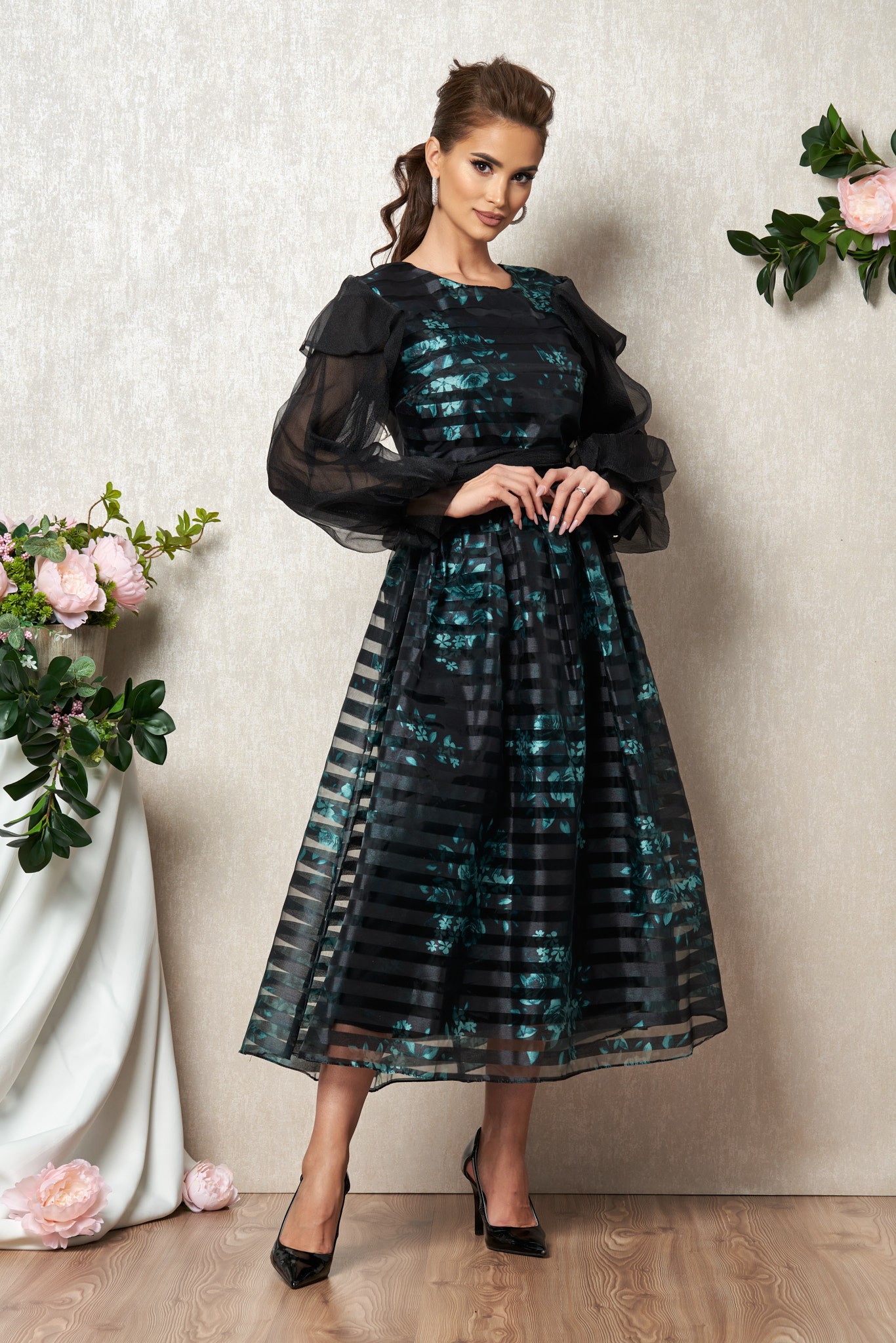 Μαύρο Αμπιγιέ Φόρεμα Με Πράσινα Λουλούδια Tiffany T1982 1