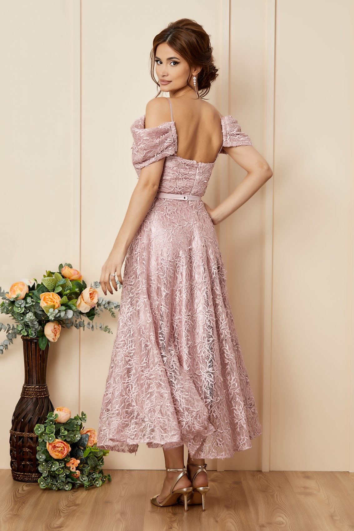 Ροζ Μίντι Αμπιγιέ Φόρεμα Από Δαντέλα Marion T2734 2