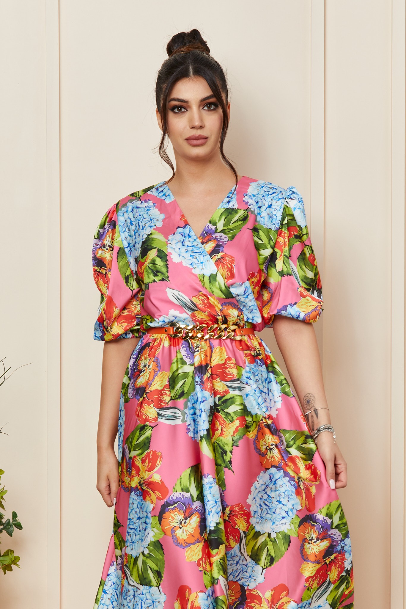 Ροζ Φλοράλ Σατέν Μίντι Βραδινό Φόρεμα Yolanda T3452 3