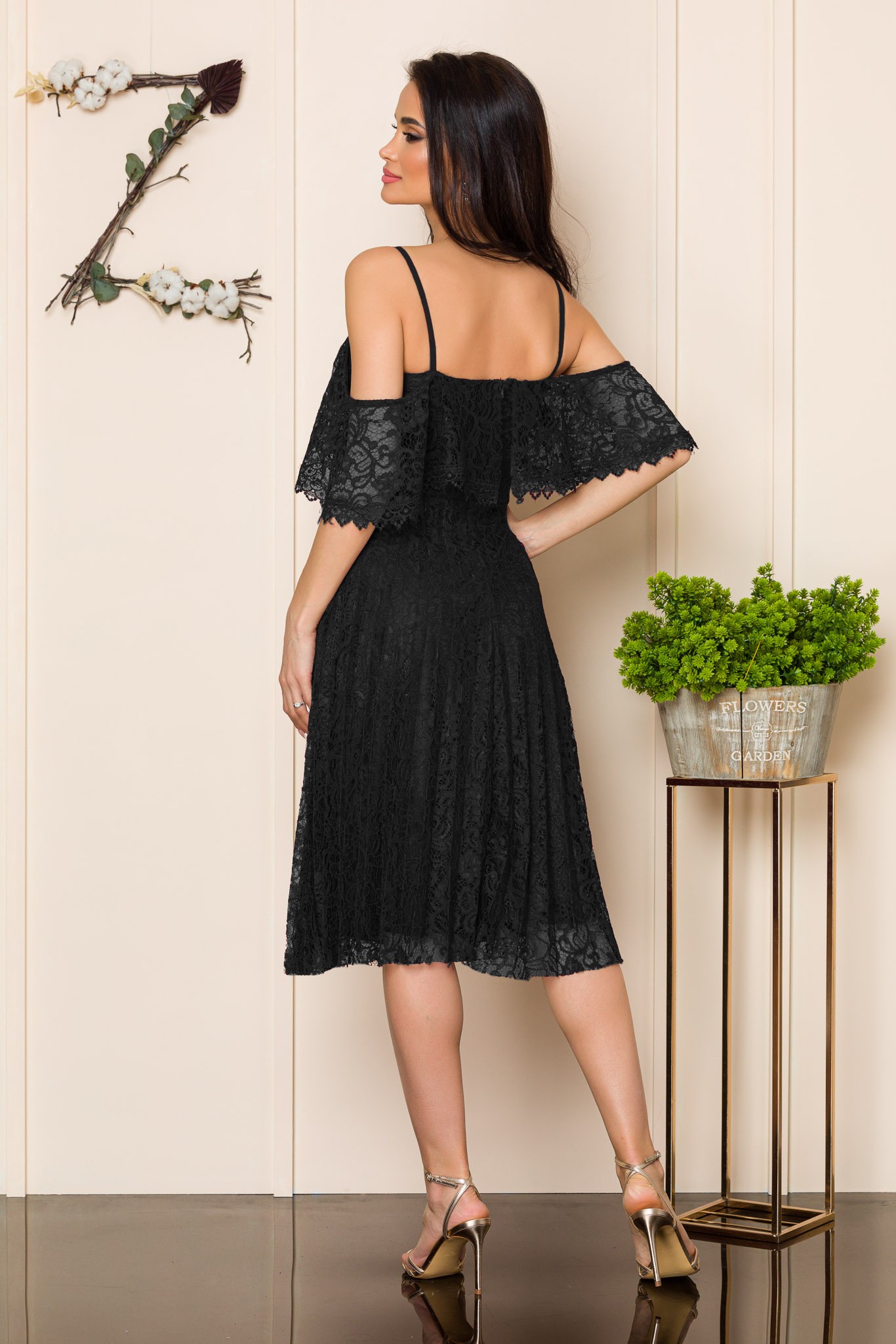 Μαύρο Μίντι Φόρεμα Από Δαντέλα Kimber T4061 2