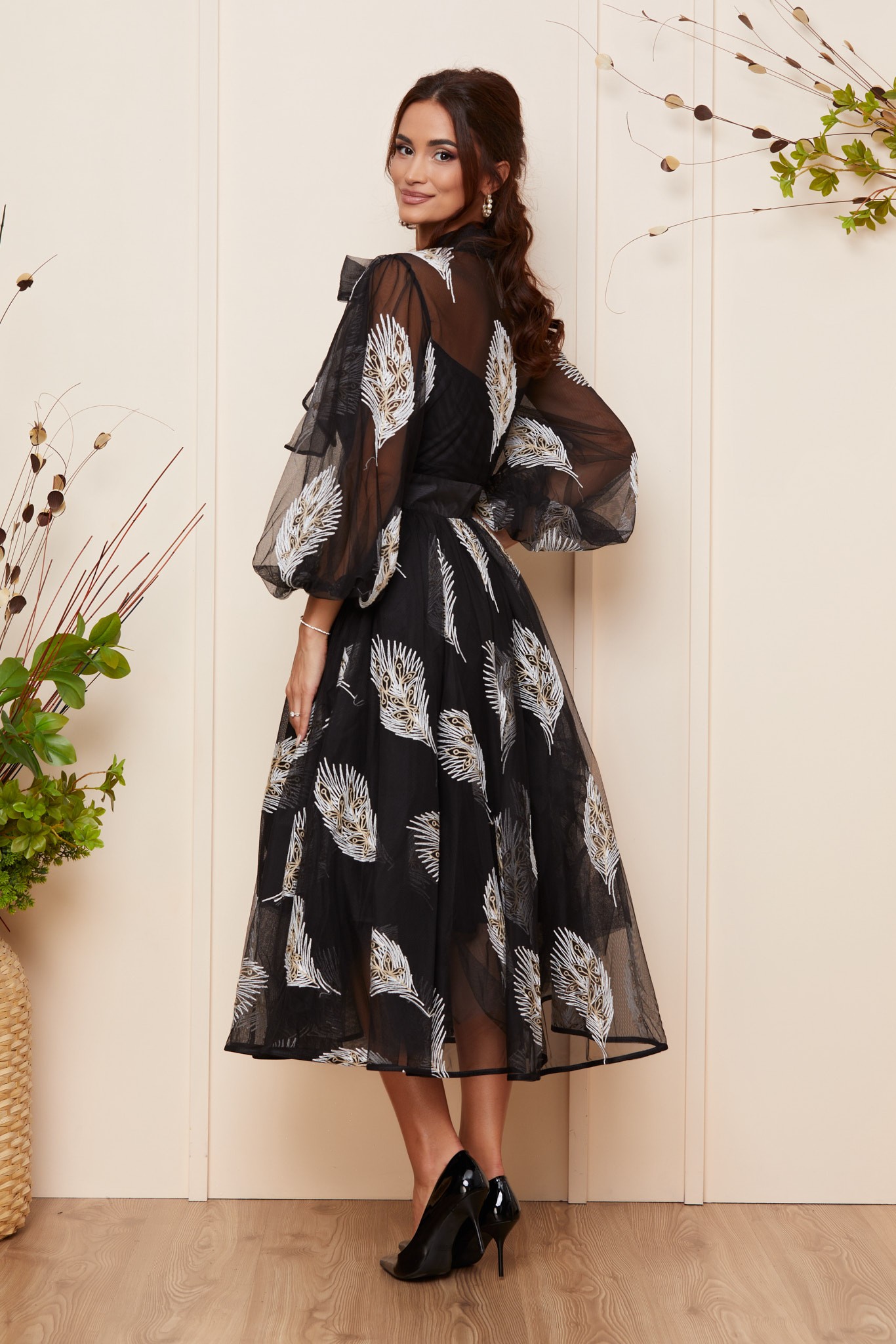 Μαύρο Μίντι Αμπιγιέ Φόρεμα Με Κέντημα Zendaya T2812 2