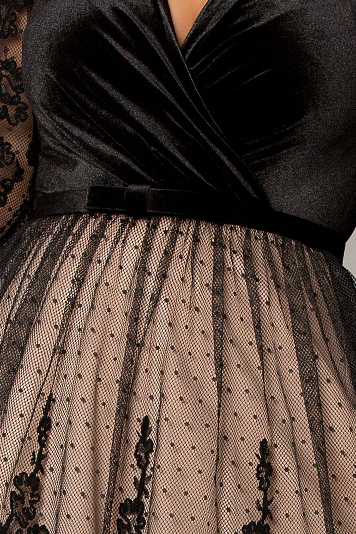 Μαύρο Αμπιγιέ Φόρεμα Με Δαντέλα Debora T558 3