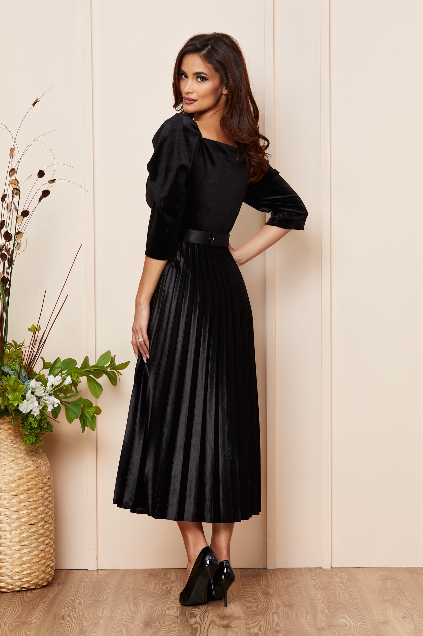 Μαύρο Μίντι Πλισέ Αμπιγιέ Φόρεμα Margarett T4893 2