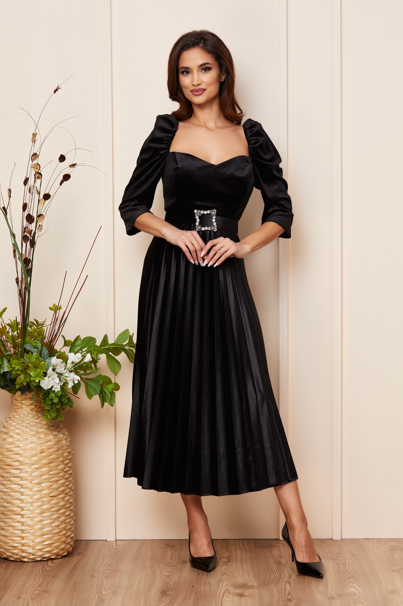 Μαύρο Μίντι Πλισέ Αμπιγιέ Φόρεμα Margarett T4893 1