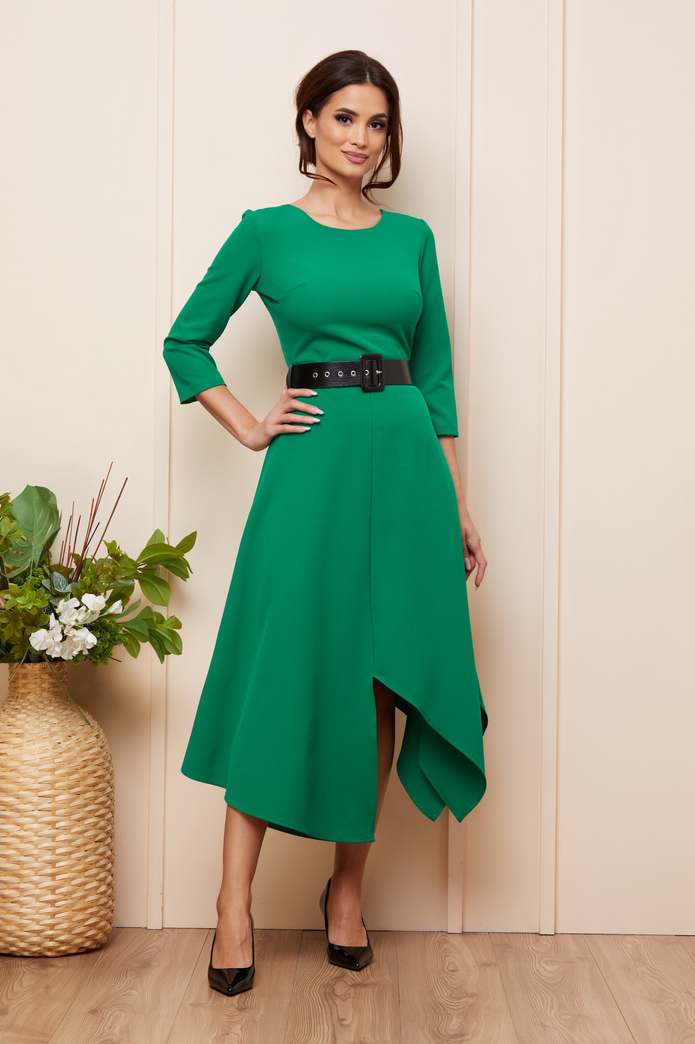 Πράσινο Ασύμμετρο Φόρεμα Με Ζώνη Kalina T5043 1